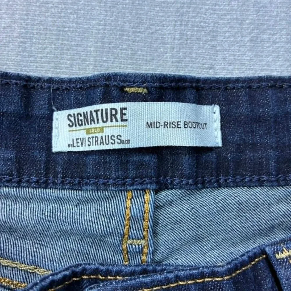 Signature Levi Strauss Gold Womens Bootcut Jeans Dark Wash Stretch Size 32x29 - Picture 3 of 8